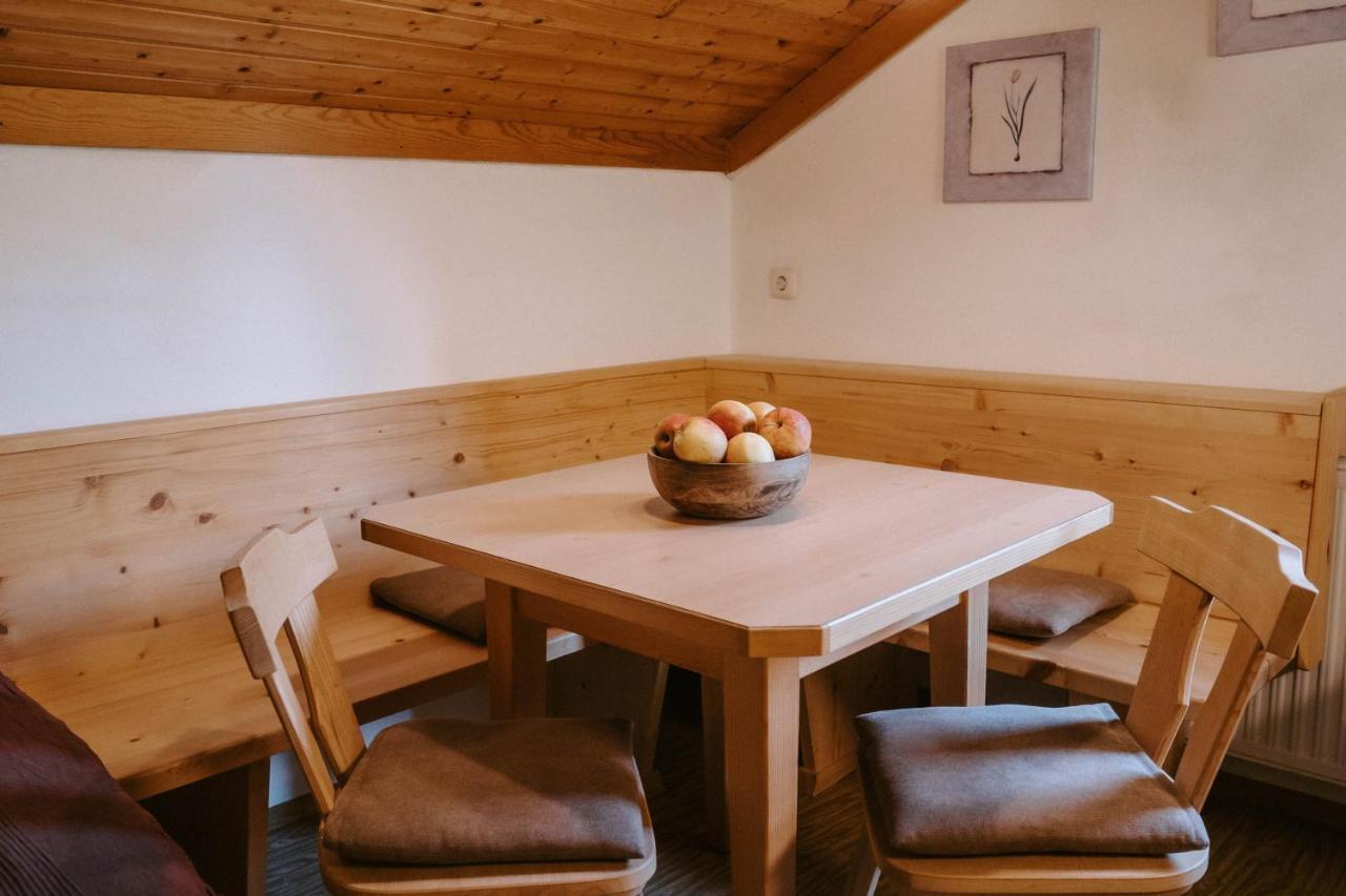 Feichtingerhof Farm stay Steinbach am Attersee