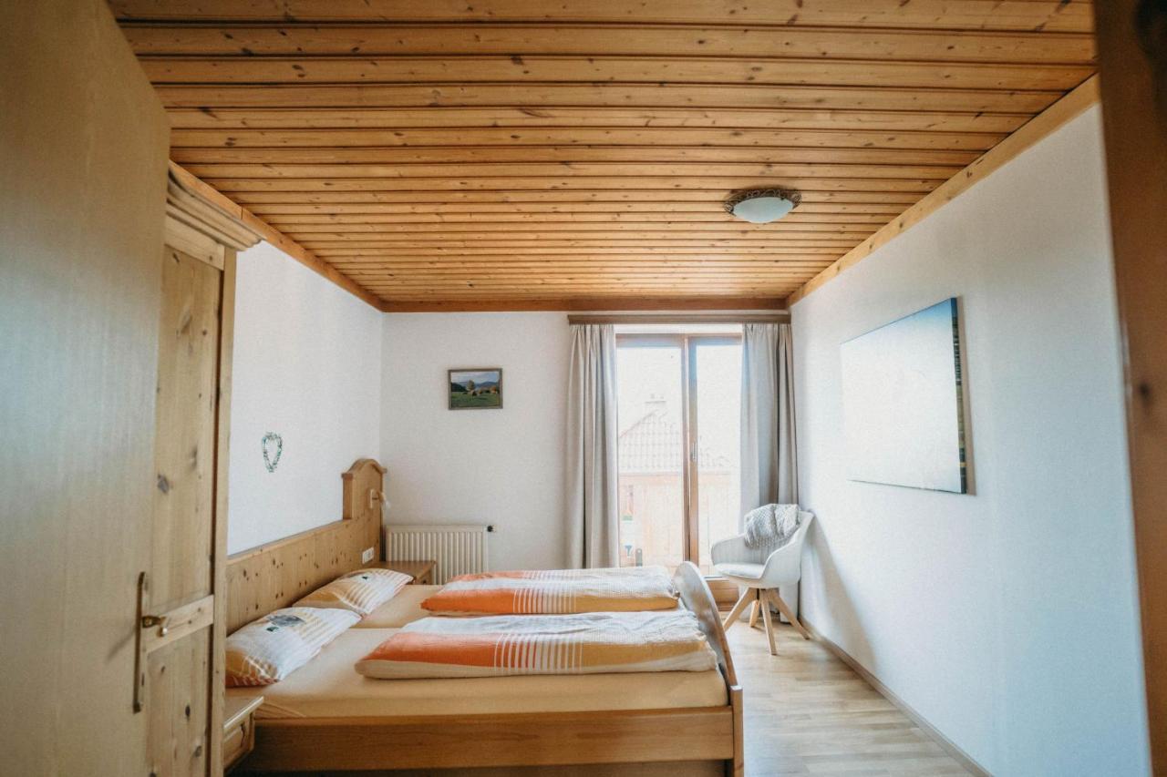 Feichtingerhof Farm stay Steinbach am Attersee