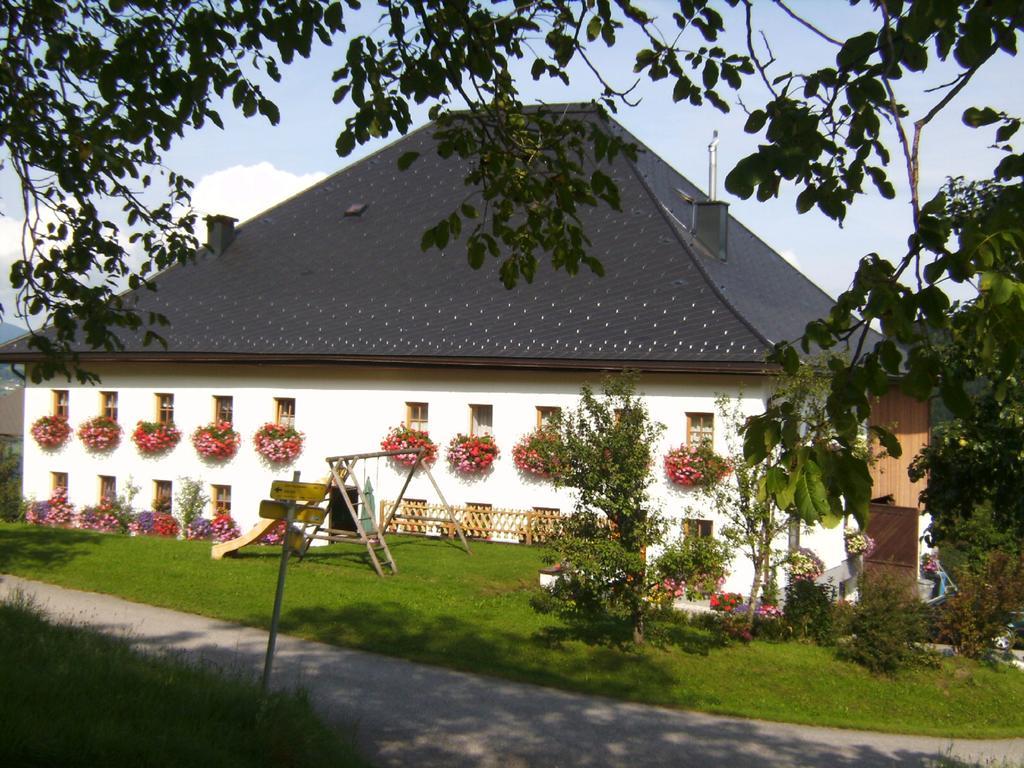 Feichtingerhof Farm stay Steinbach am Attersee